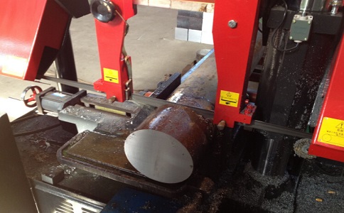 盘县卧式带锯床加工时出现明显振荡如何排查？